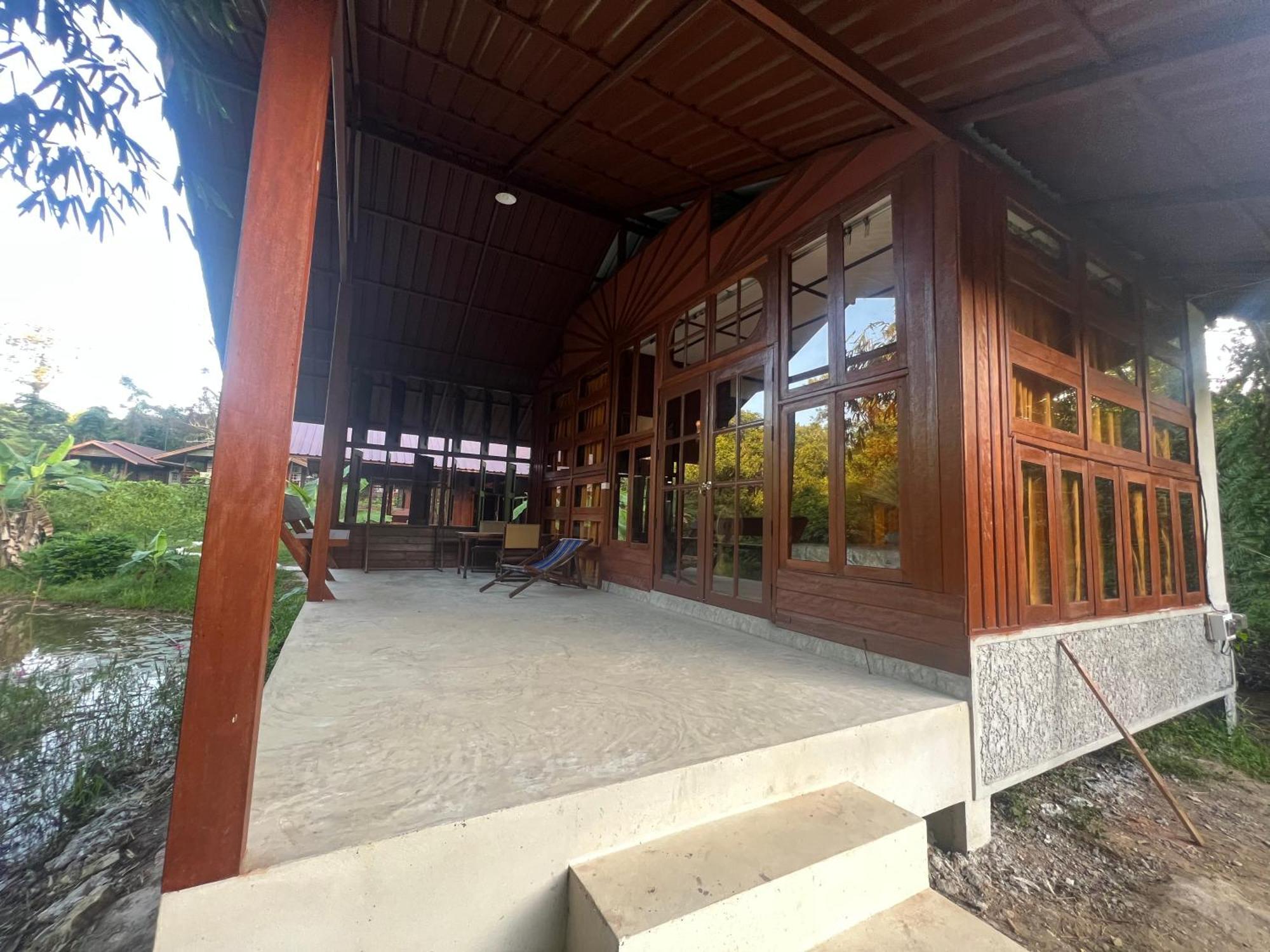 Phayam Valley Homestay パヤム島 エクステリア 写真