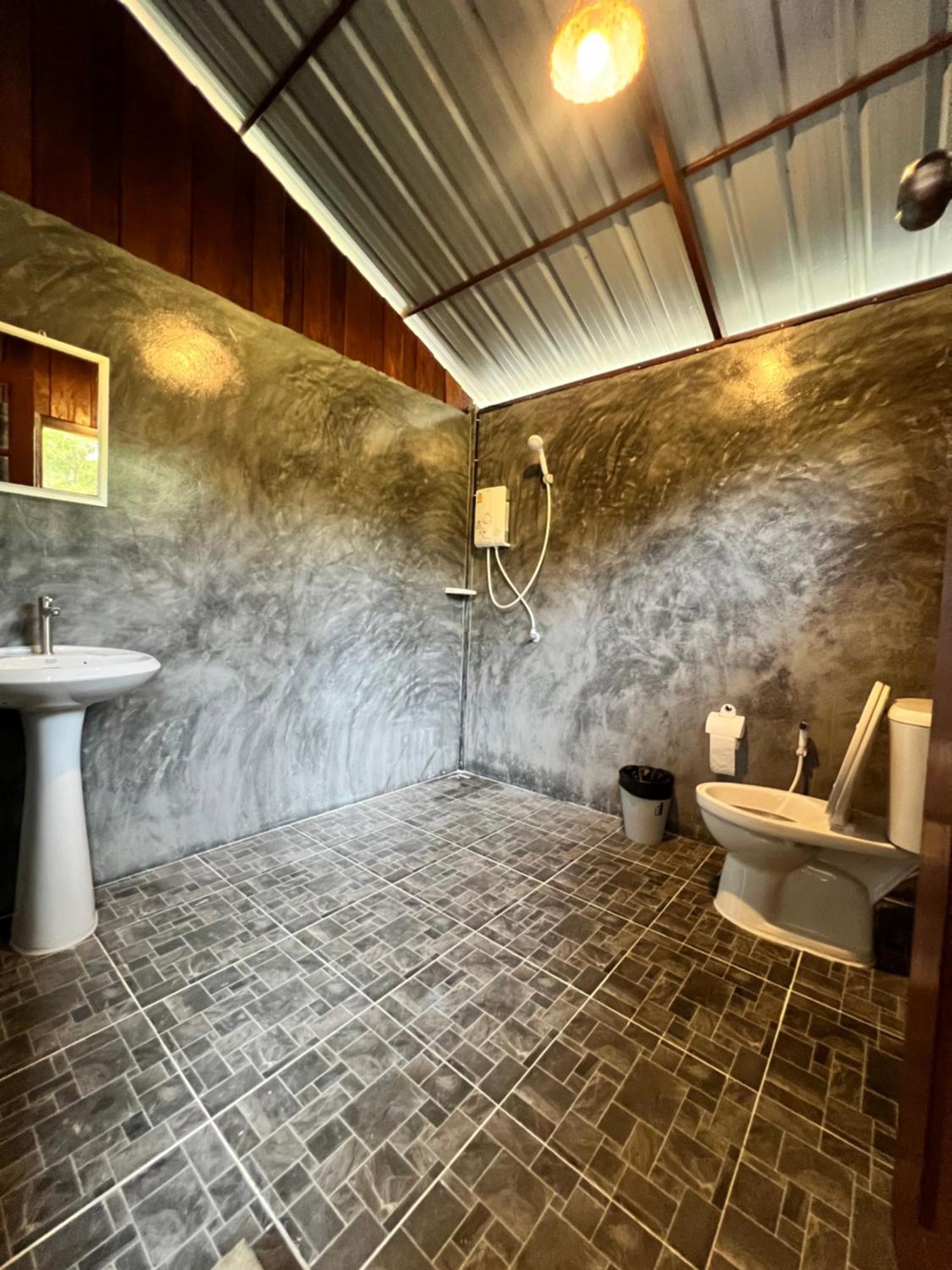 Phayam Valley Homestay パヤム島 エクステリア 写真
