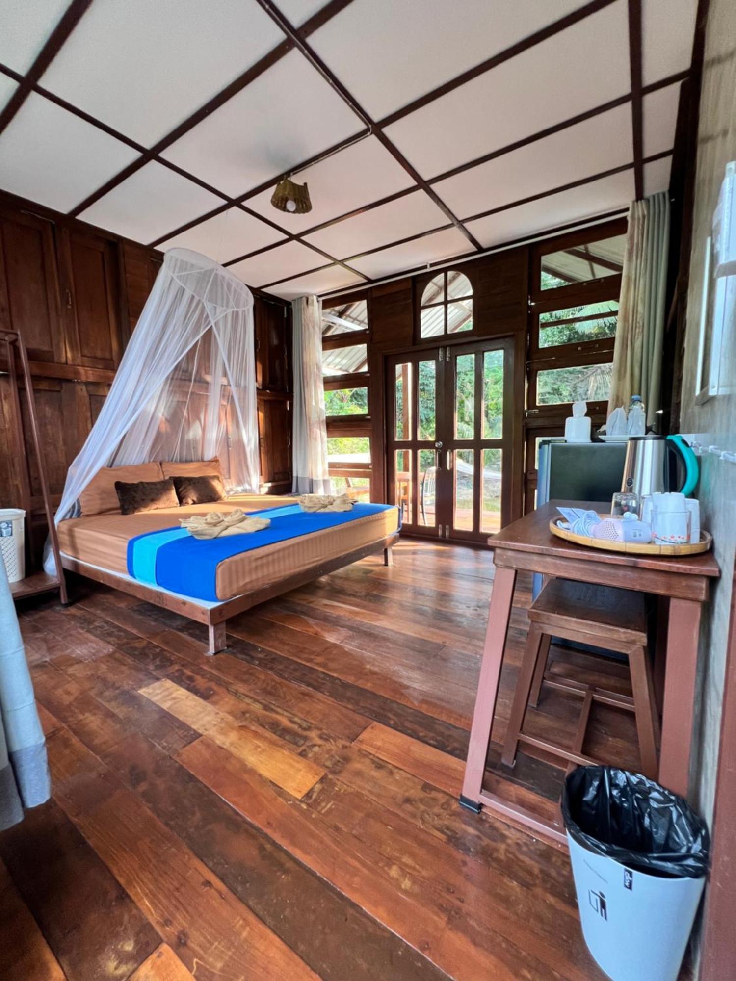 Phayam Valley Homestay パヤム島 エクステリア 写真